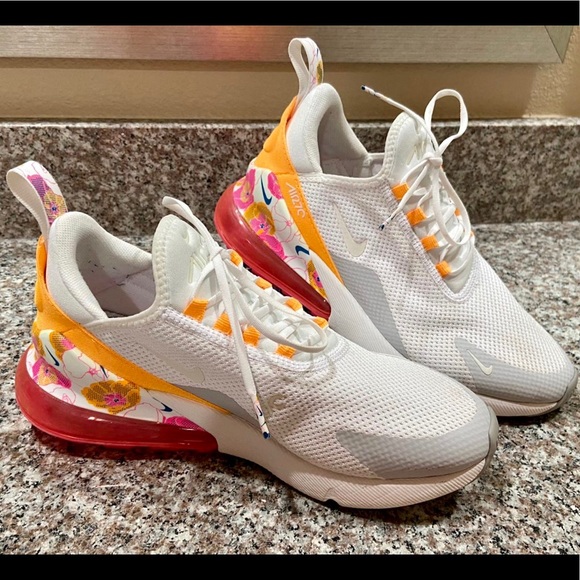 COPY - COPY - Nike Air Max 270 SE Floral - Picture 1 of 4